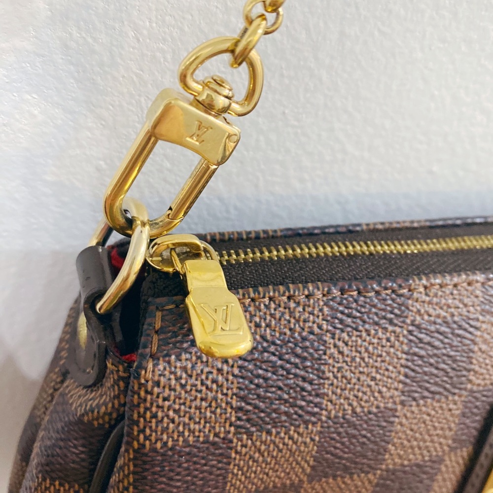Louis Vuitton Eva Clutch - Picture 11 of 16